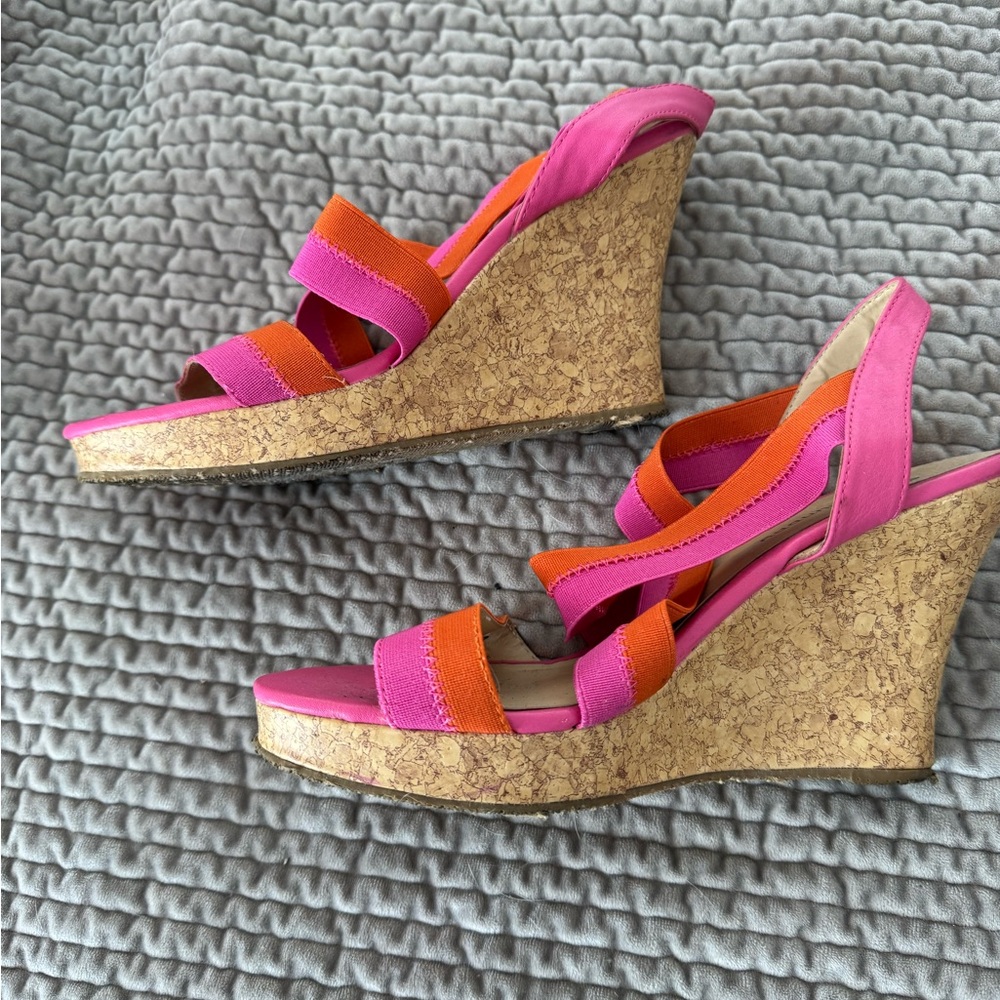 Chinese Laundry Vibrant Pink and Orange Sandals - Picture 3 of 4